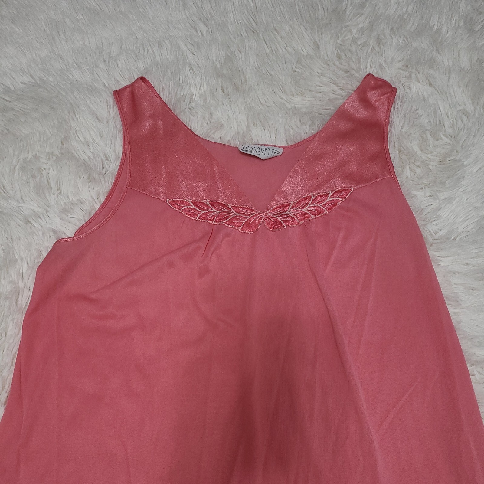 Vintage Vassarette Nightgown, possibly XL. See item description measurements.