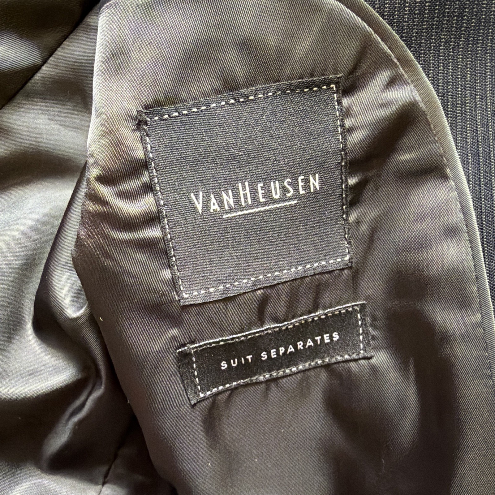Van Heusen Men’s 2-Piece Gray Striped Suit 2SB 2-Button Pleated Notch Lapel