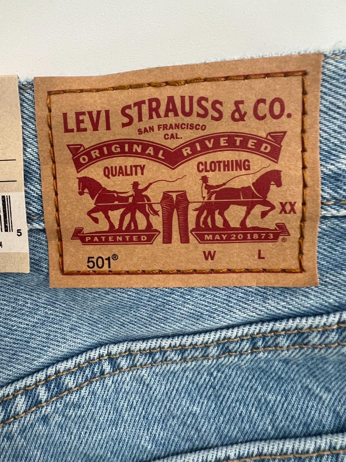 Levi’s Women 501 Original Fit Patched Straight Leg Button Fly Jeans Blue NWT