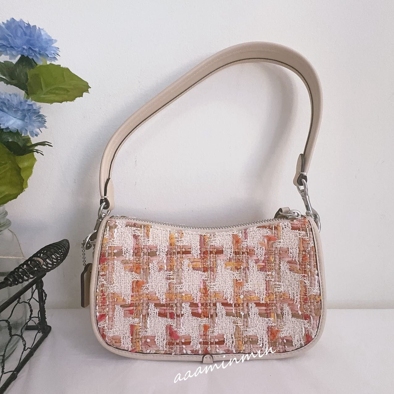COACH Neutral Multi Swinger 20 In Tweed Women Shoulder Bags CP444
