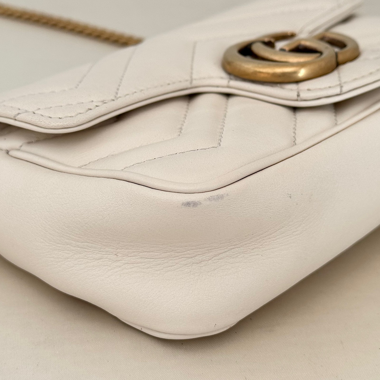 GUCCI GG Marmont 476433 Leather Chain Shoulder Bag White Crossbody with Dust Bag