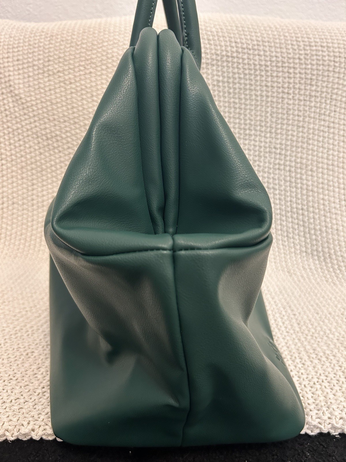Beis X WICKED Green Weekender Bag EXCELLENT Condition!