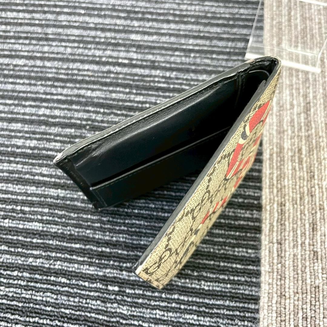 GUCCI Bi-fold Wallet Beige GG Supreme King Snake PVC 4.3 x 3.9 inches iconic