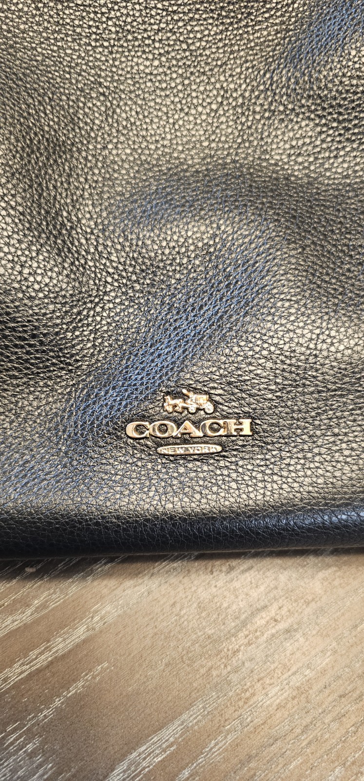 Coach Black Pebbled Tote Bag Turn Lock Zip Top Gold Hardware Lined Pockets