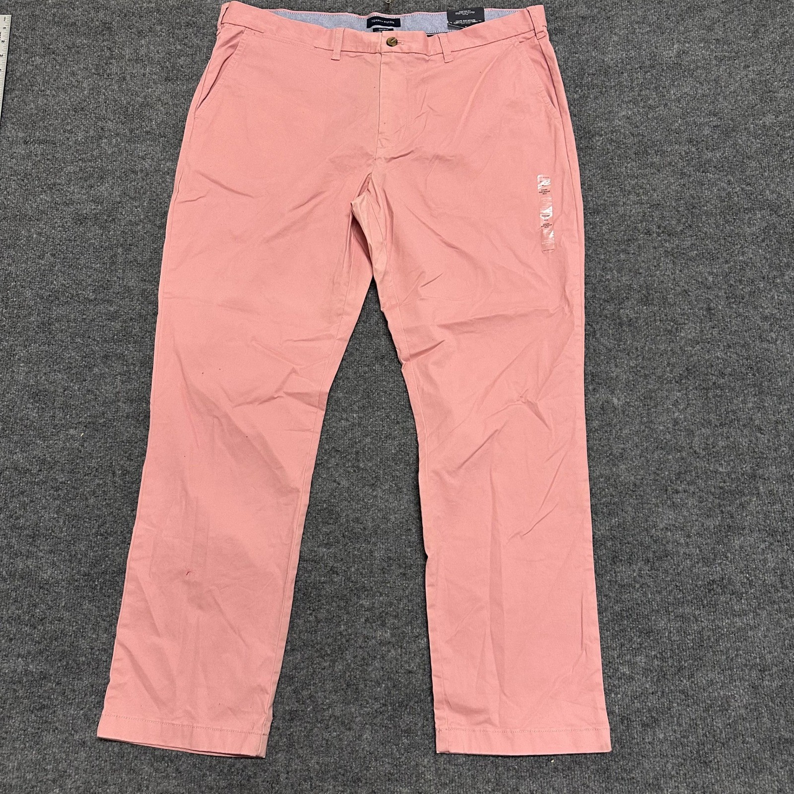 Tommy Hilfiger Chino Pants Mens Size 40/32 Pink THFlex Custom Fit Slim Leg