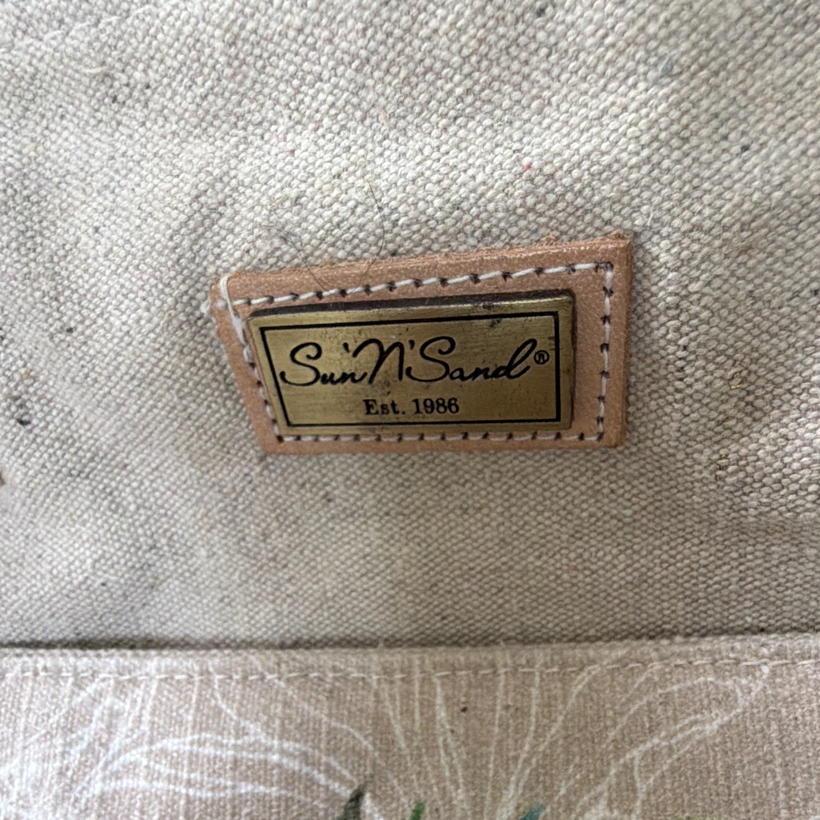 Sun ‘N’ Sand Paul Brent Tropical Tote Beige Zip Bag pre-loved needs cleaning