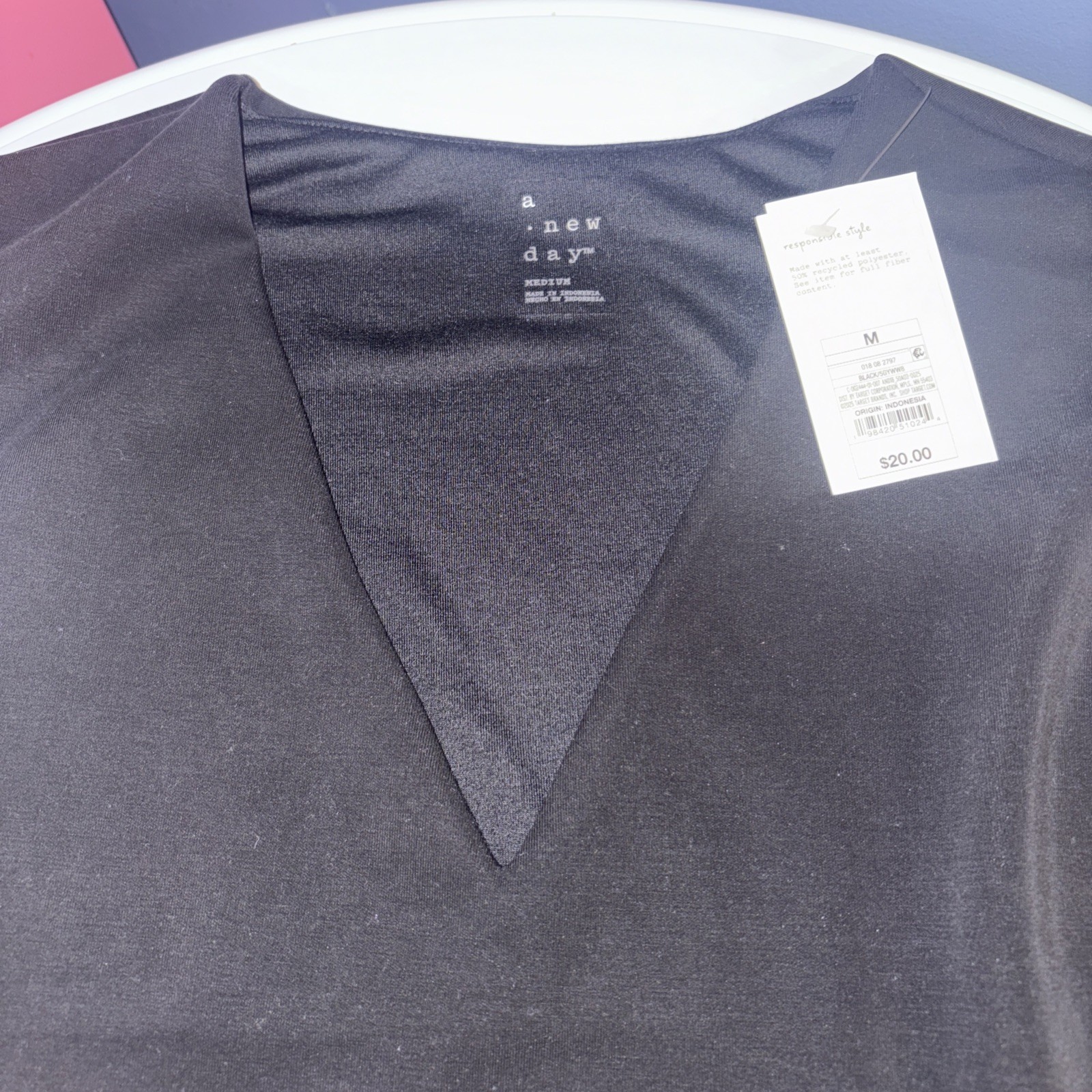 A New Day Sleeveless V Neck Pullover Vest Top Womens medium Black Sandwash