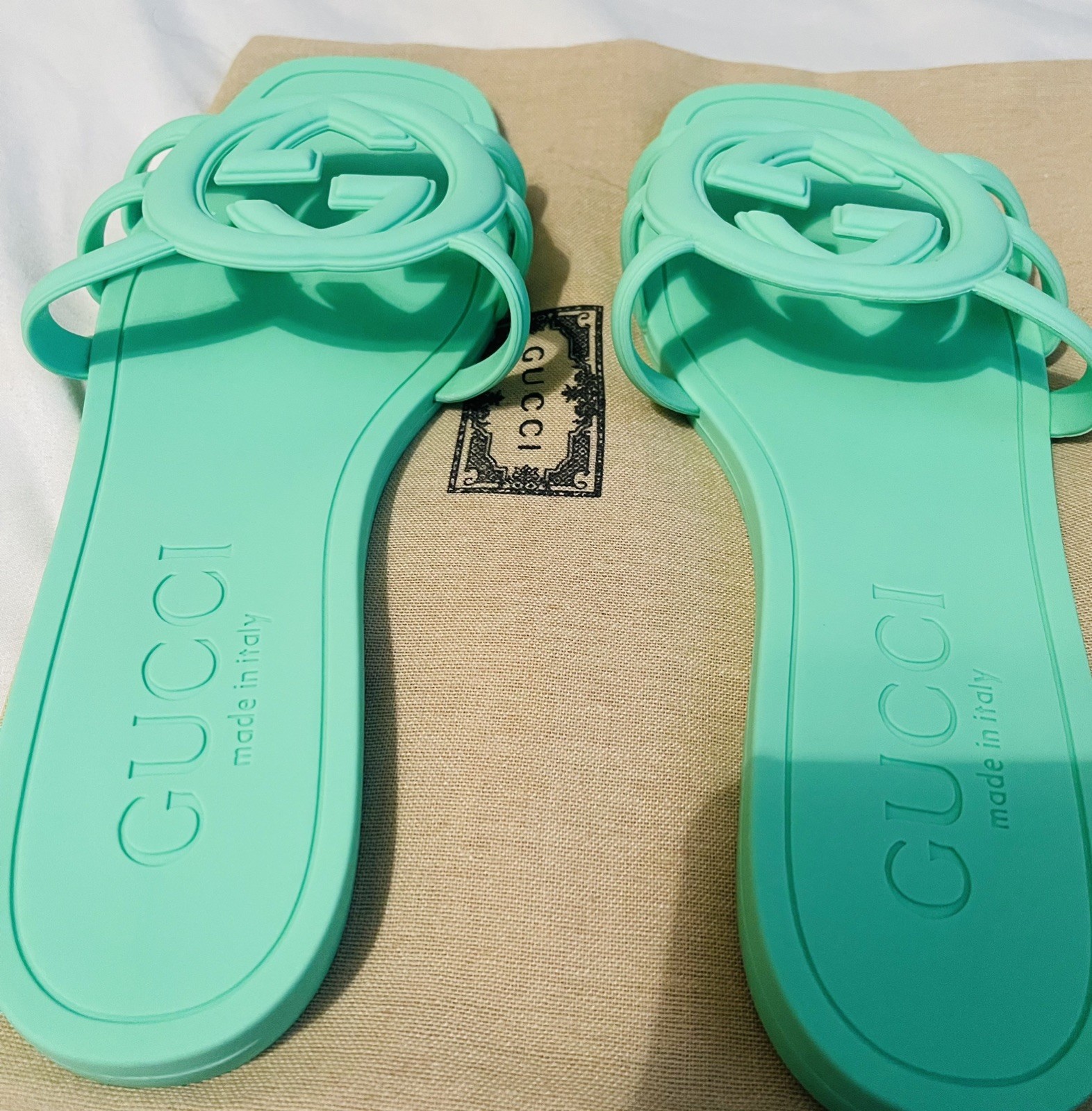 Gucci Women’s Interlocking Summer Green G Slide Sandal Size 40 / US 9