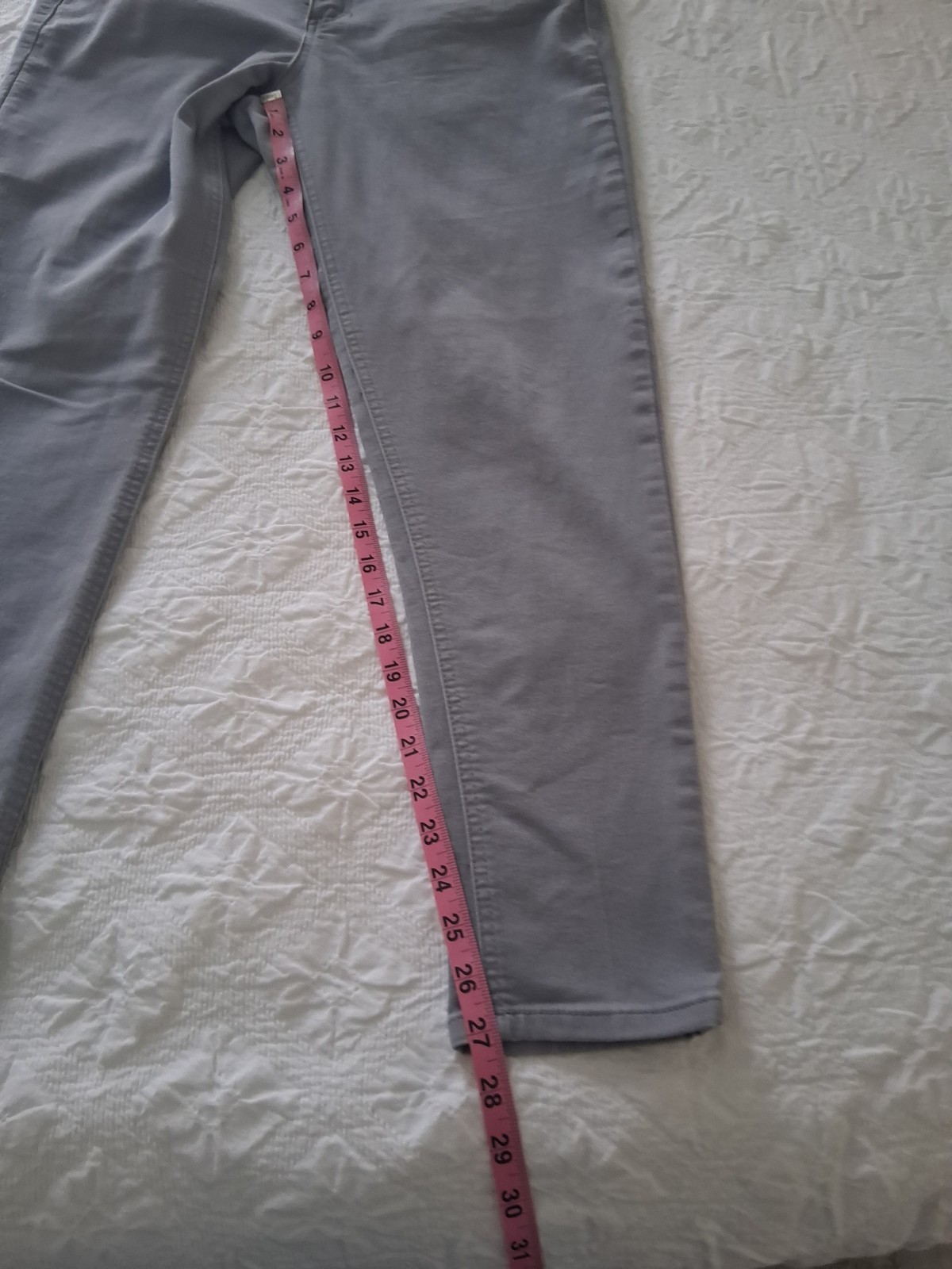 Democracy AB Technology Skinny Jeans Women’s Size 10 Light Grey Stretch Pants