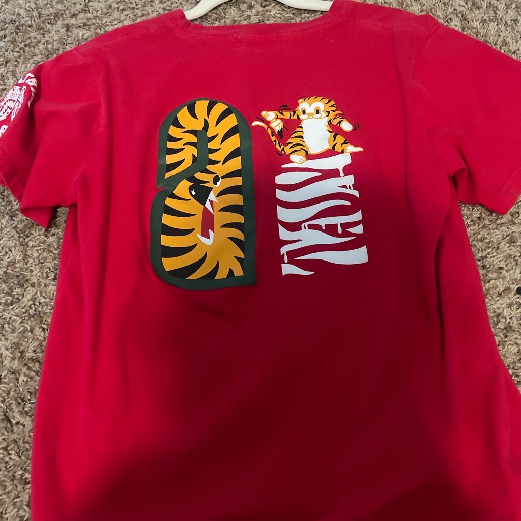 Red Bape t shirt large