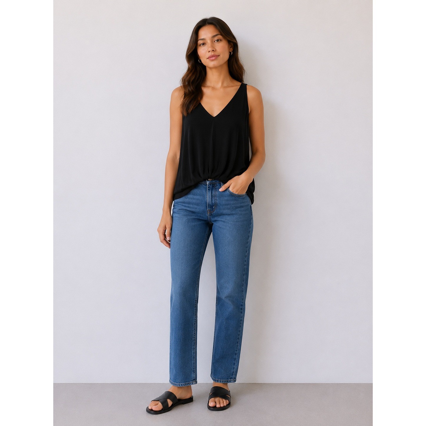 Elizabeth and James Kim Black Bubble Hem Tank Top XS | V-Neck Sleeveless Blouse