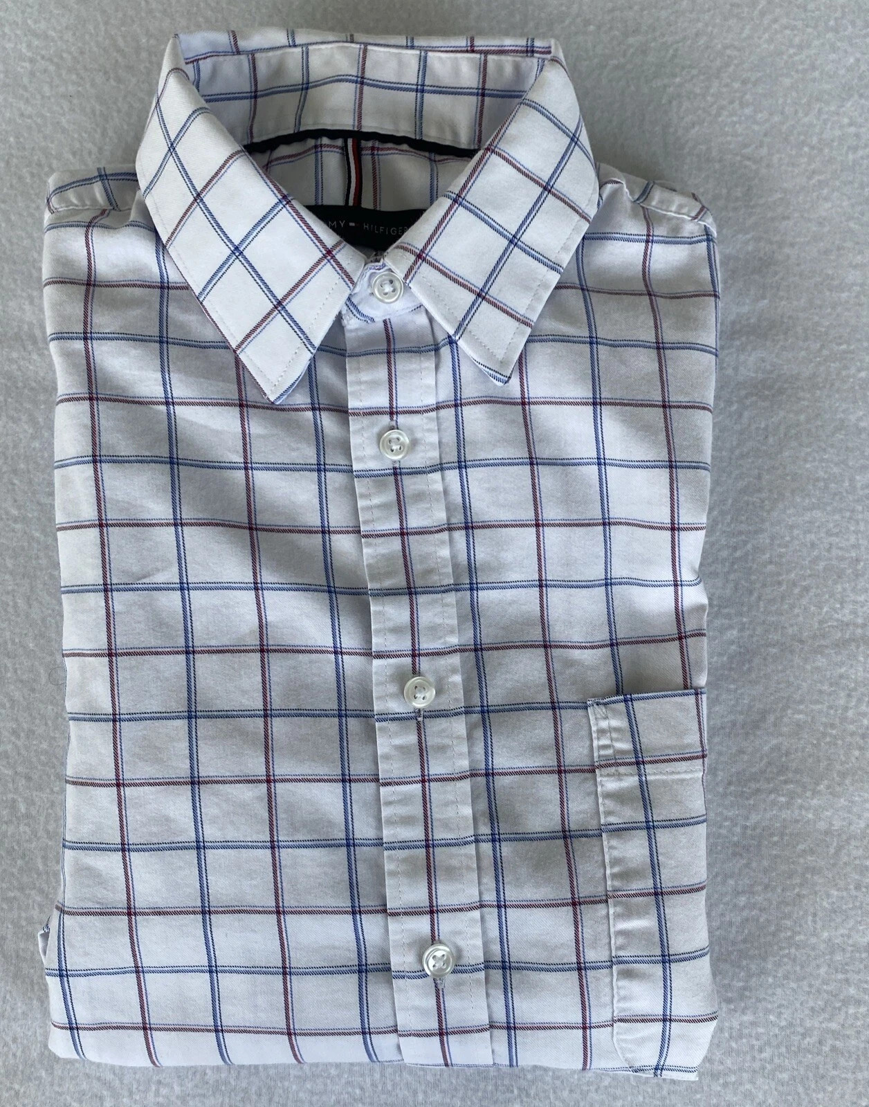 Tommy Hilfiger Men’s All-Season Stretch Regular Fit Button Up |