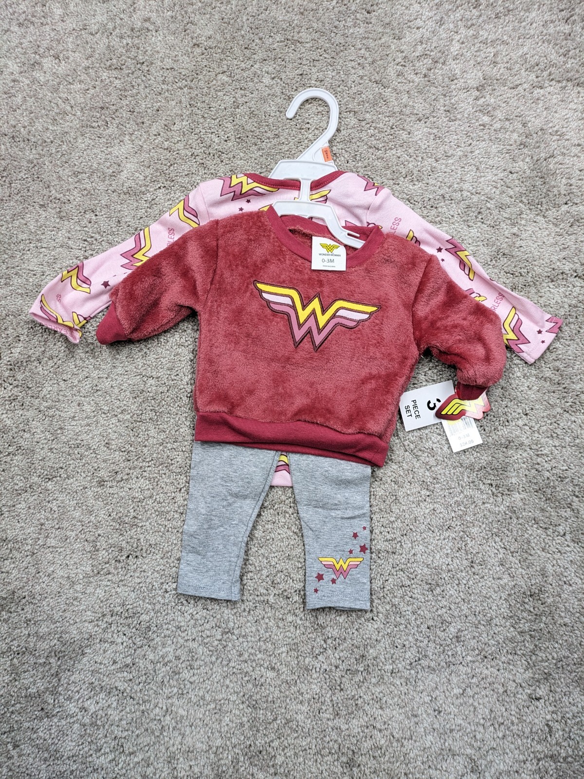 Wonder Woman Baby Bodysuit 3-Piece Set 0-3 Month Sweatshirt Jumper Pants NWT $24