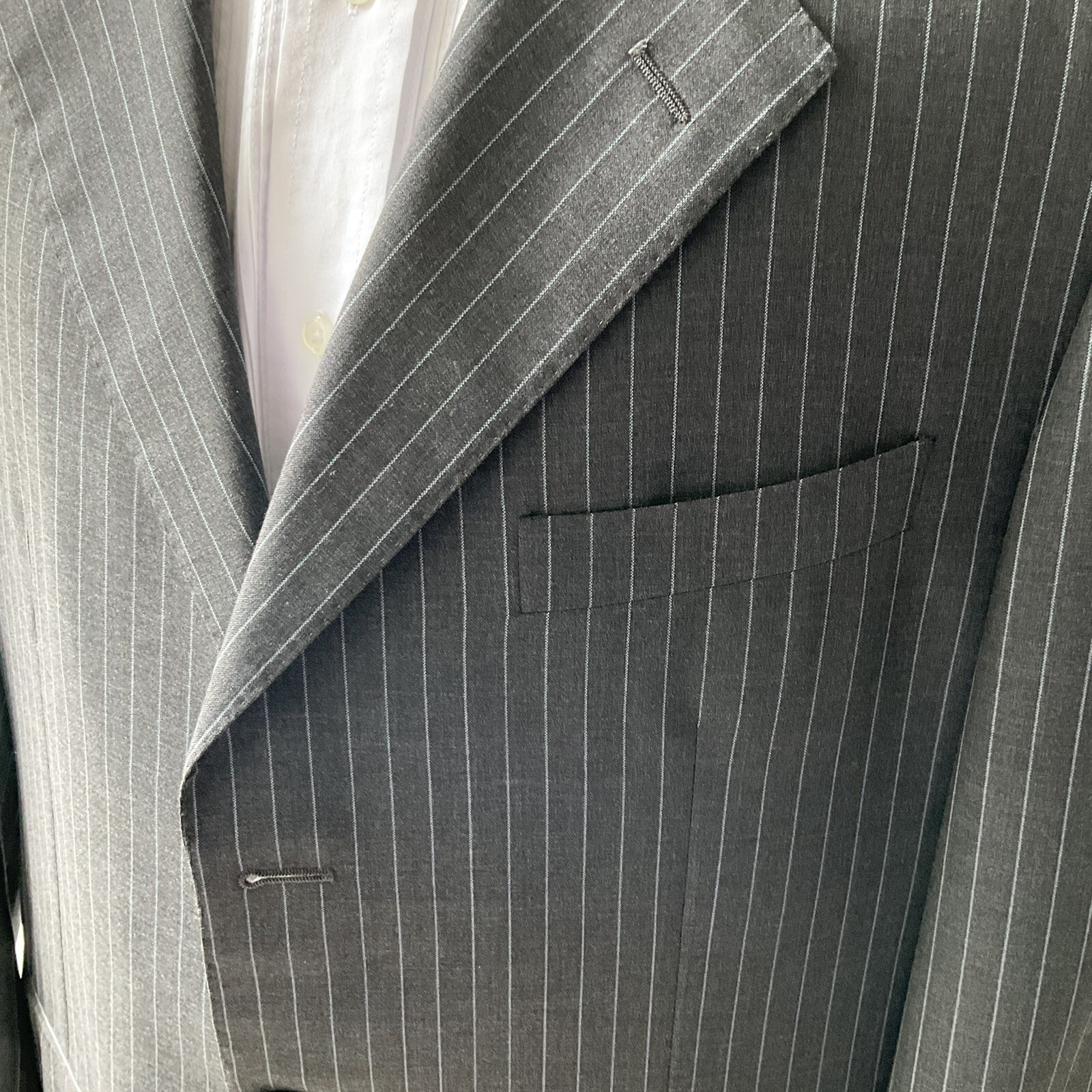 Corneliani 42L Merino Wool Suit Gray Stripe Super 120s Pants 34/32 Made In Italy