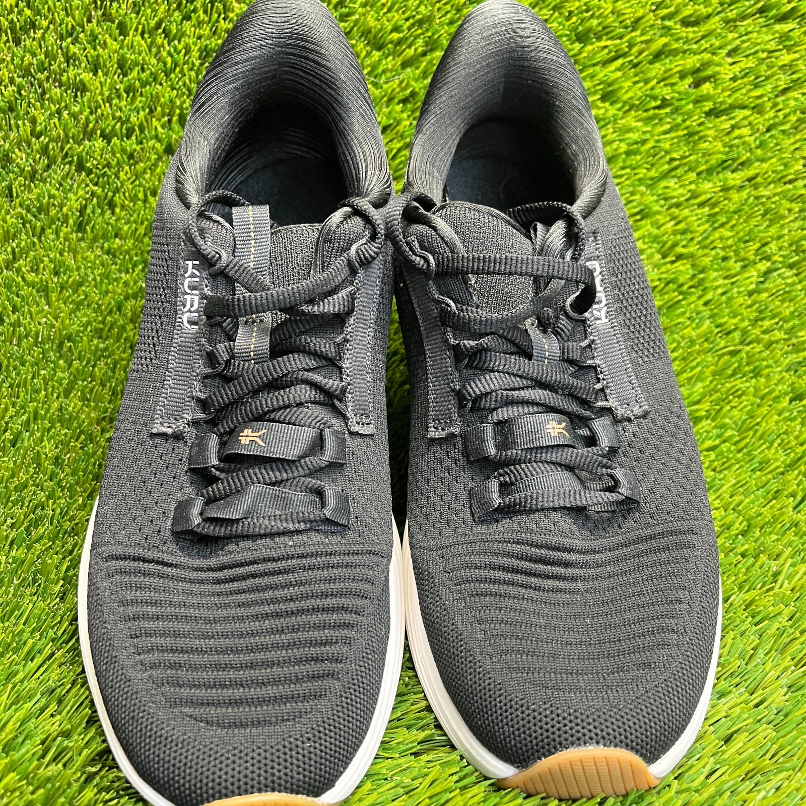 Kuru Atom 2 Womens Size 9 Black White Athletic Running Walking Shoes Sneakers