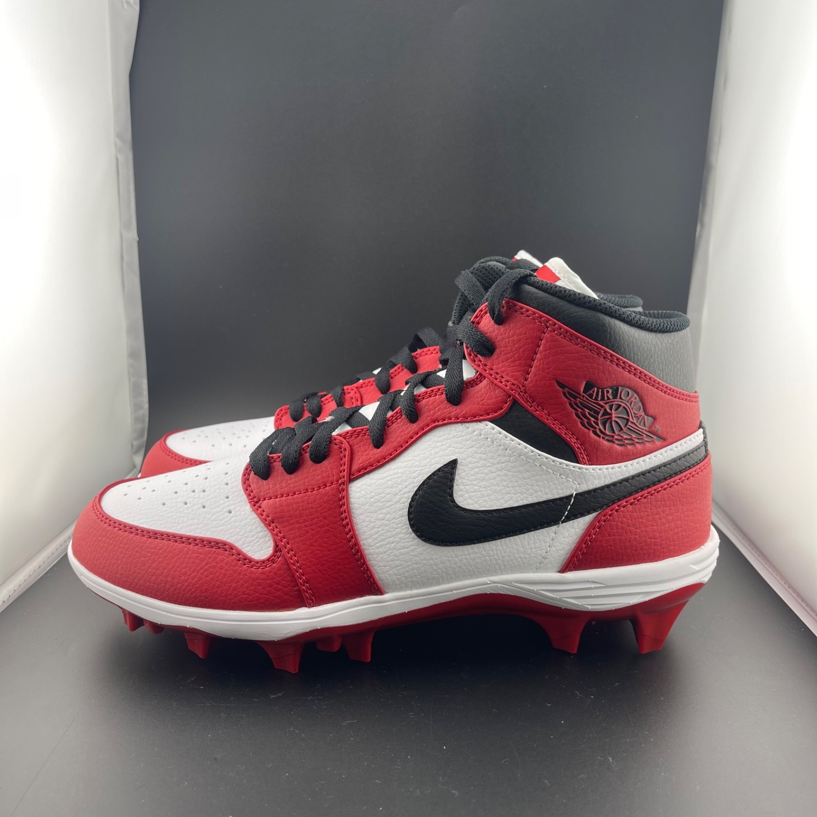 Nike Air Jordan 1 MID TD Men’s Size 9 RED/BLK/WHITE Football Cleats – FJ6805106