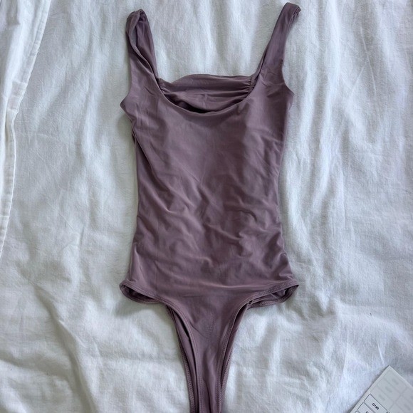 Liz & Sara Ruched Mauve Bodysuit | XS | Buttery Soft Square Neck