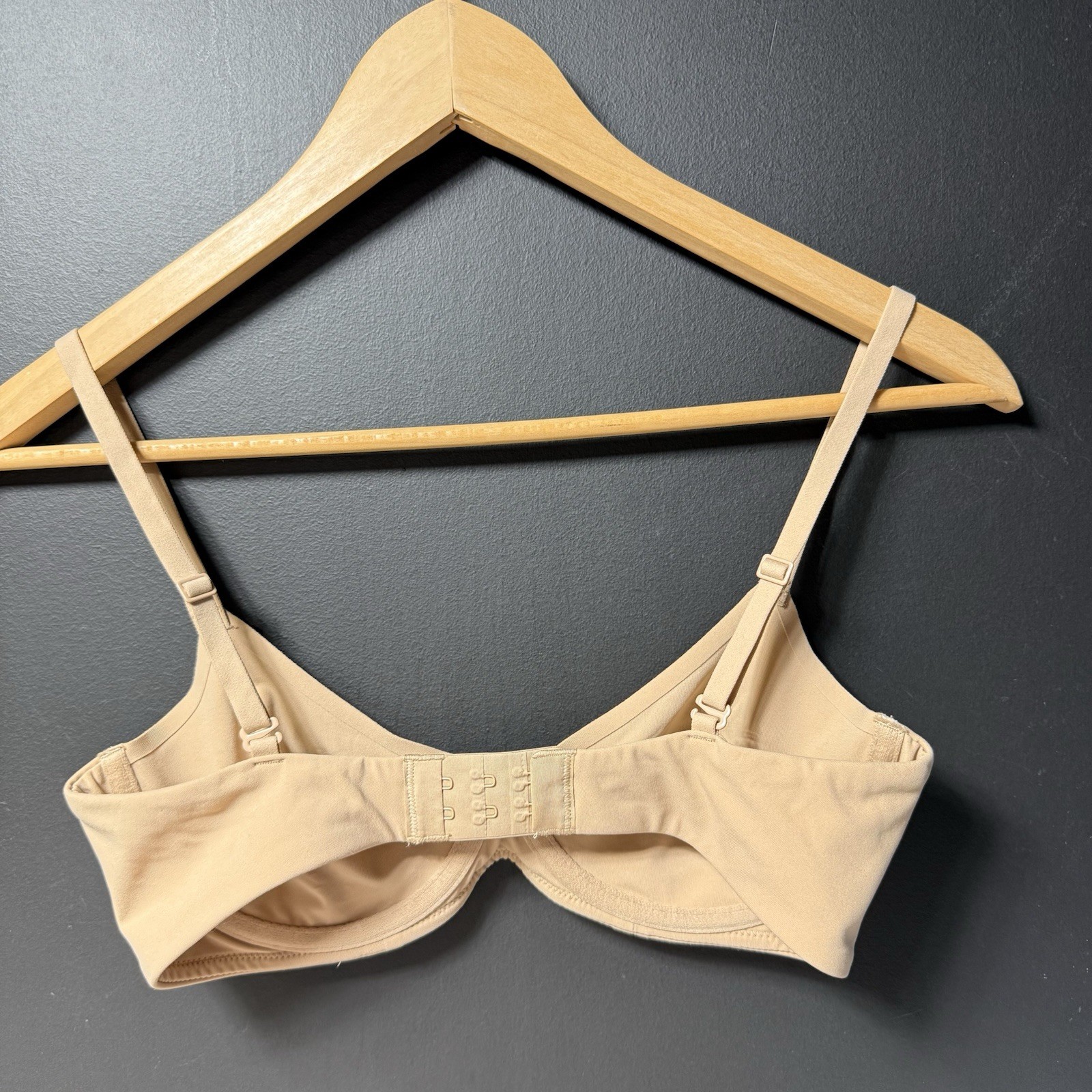 Fits Everybody Unlined Demi Bra SKIMS