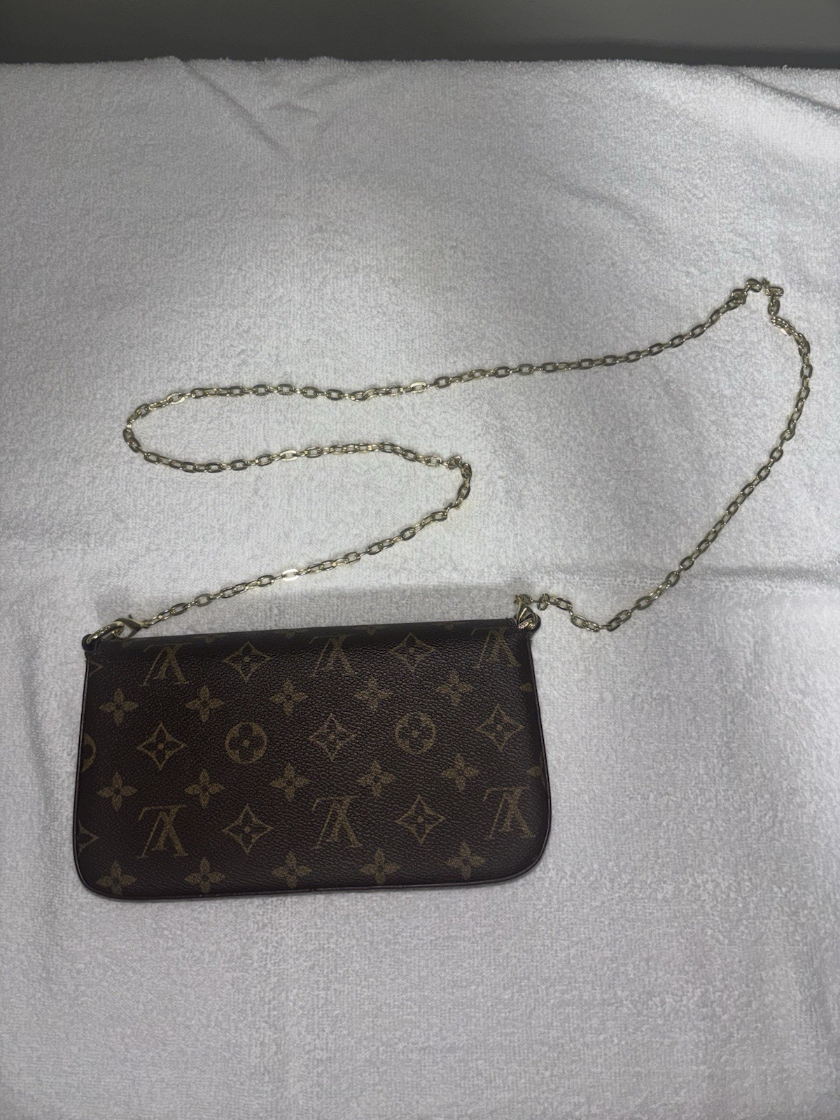 Louis Vuitton Felicie Pochette Chain Shoulder Bag Pre Owned Excellent Condition