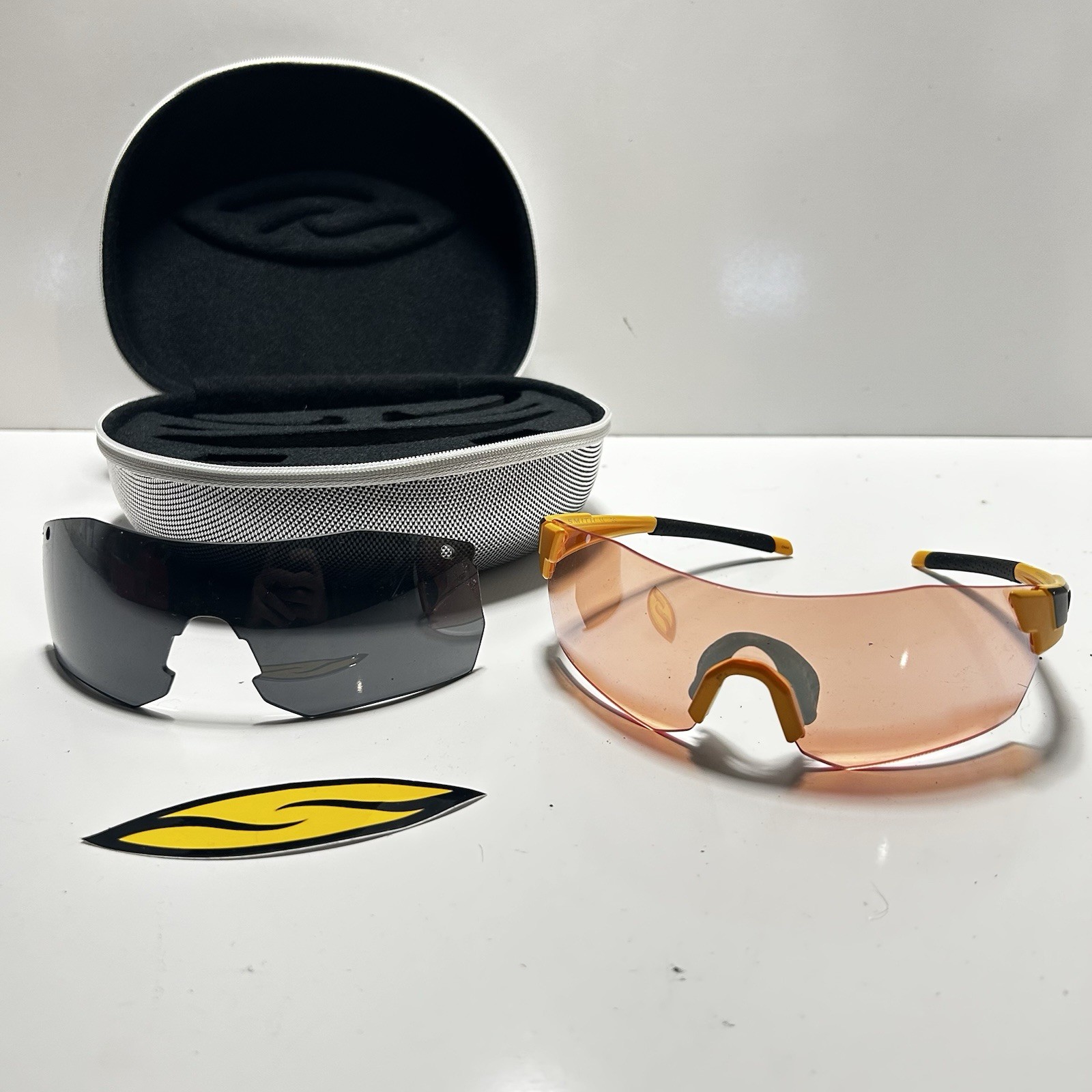 Smith Pivlock Arena Max Interchangeable Sunglasses Barely Used Mustard MT01