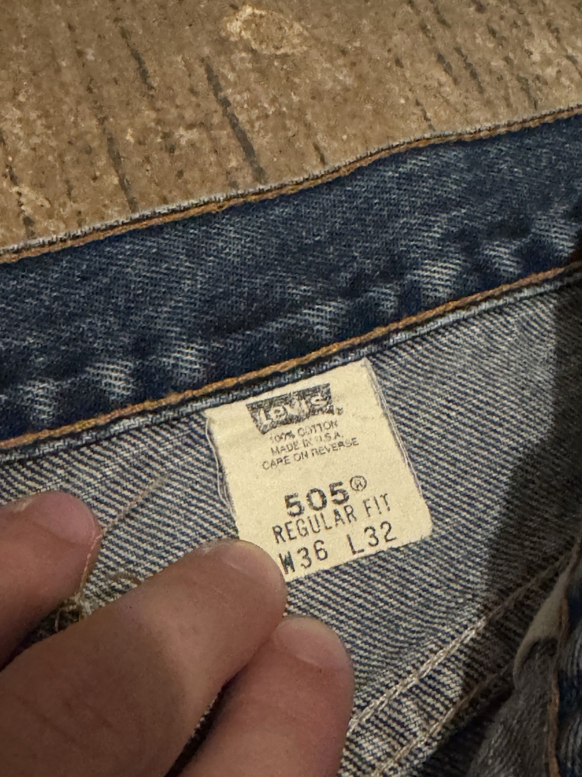 Vintage Levi’s 505 Regular Fit Men’s Jeans Made in USA W36 L32