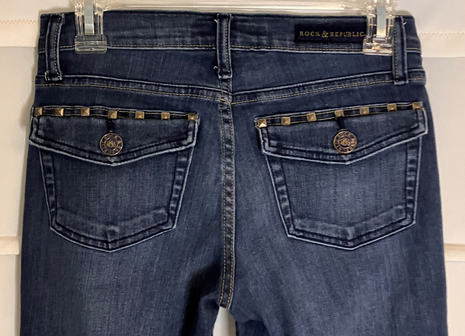 Rock & Republic Stone Washed Mid Rise Blue Cotton Denim Jeans Size 4 EC!