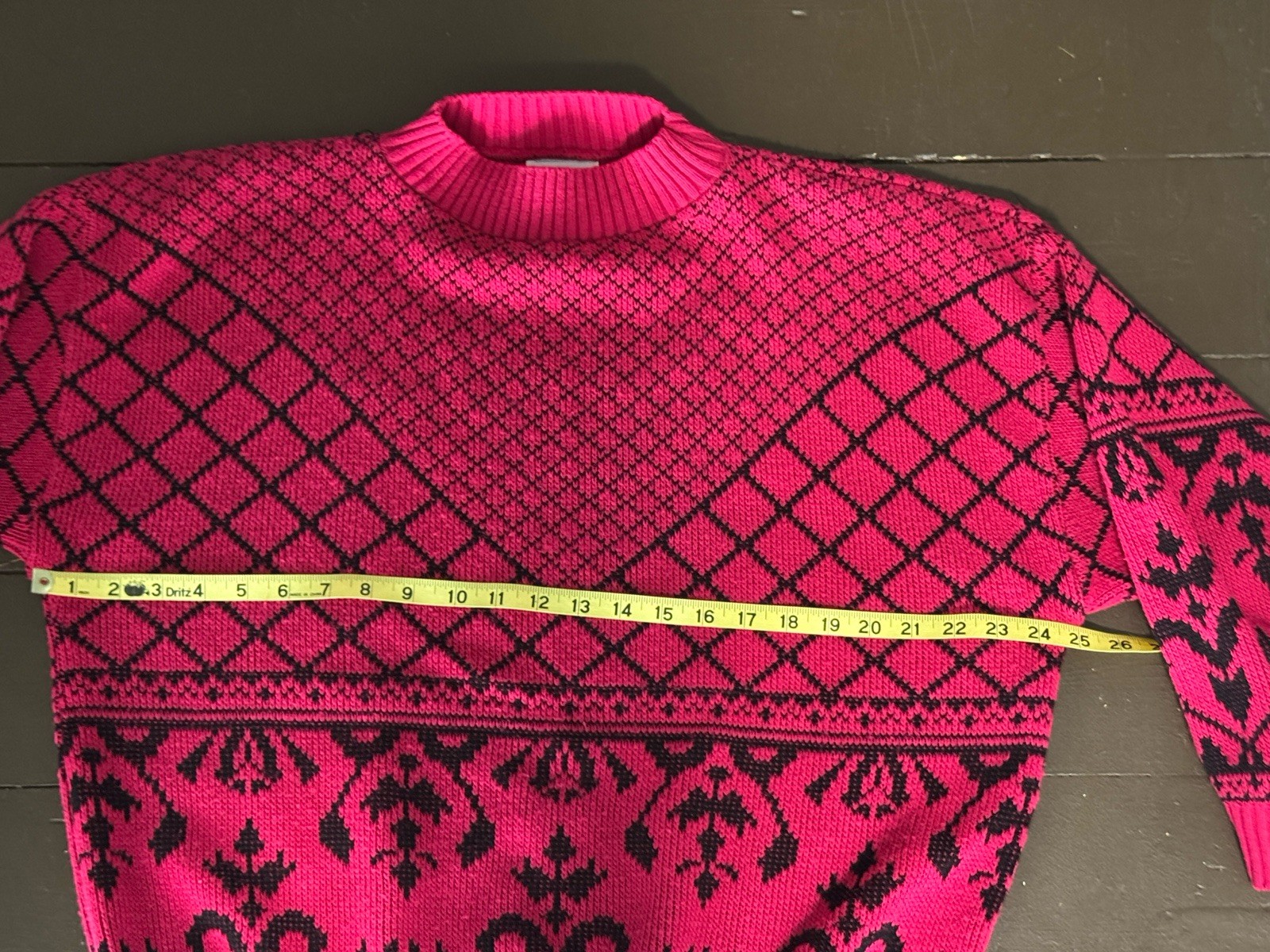 Vintage Classic Essentials Sweater Womens Large Pink Knit Crewneck 90s Made USA
