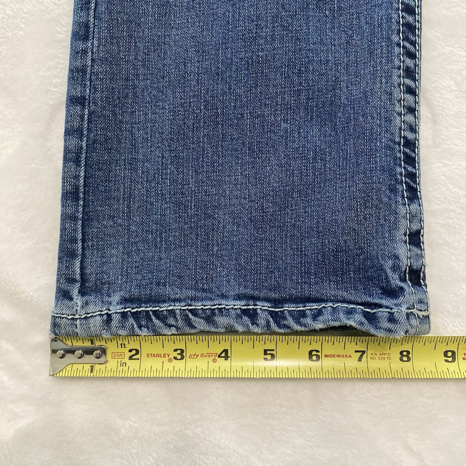 BKE Aiden Bootcut Jeans Men’s 31L (31×32) Medium Wash Distressed Faded Heel Drag