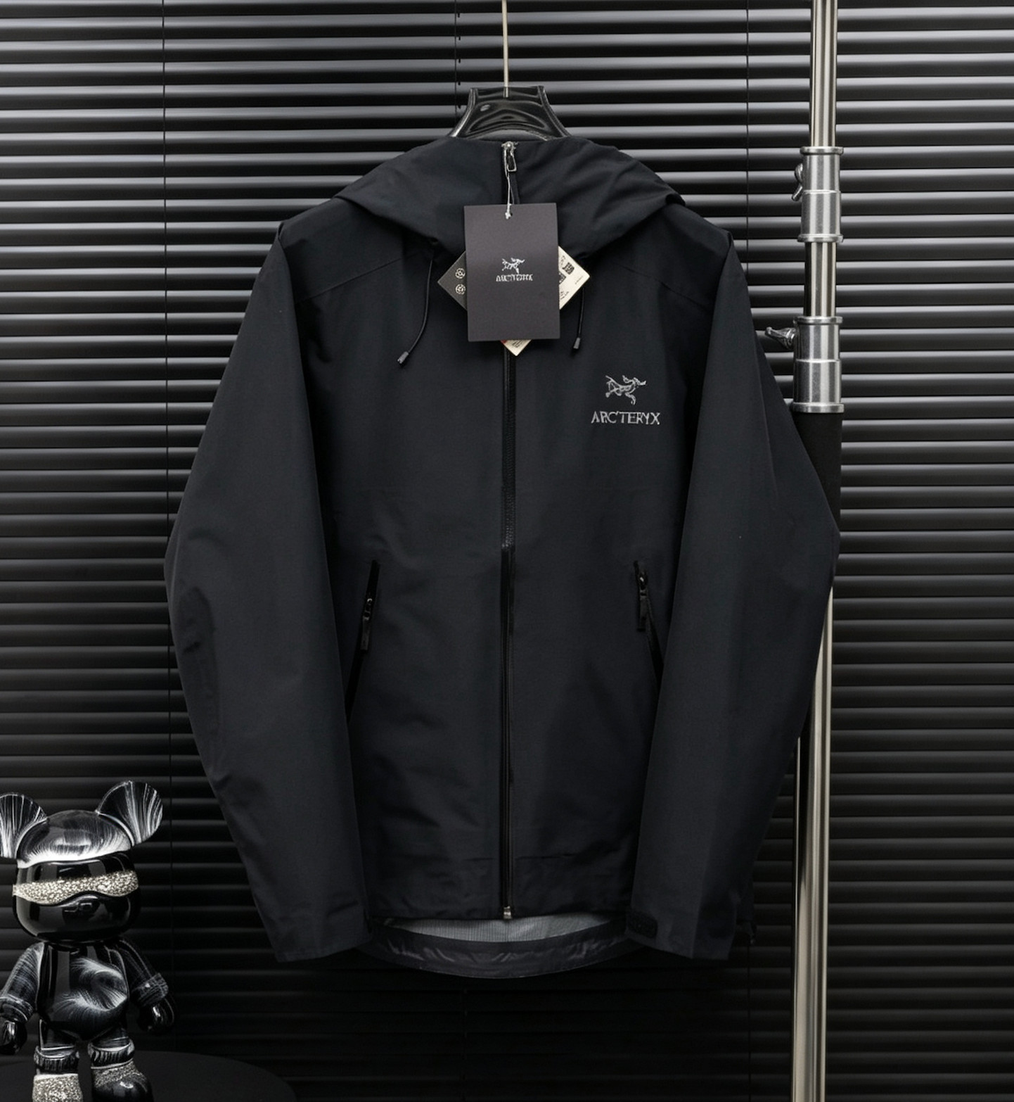 Arcteryx BETA LT winter Jacket Men’s Black Size XL new