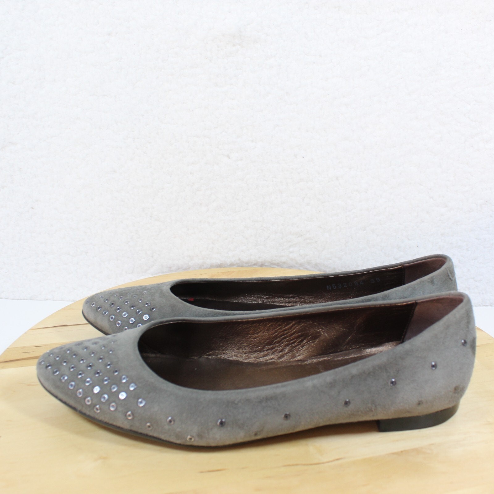 AGL Ballet Flat 39 Womens 9 Gray Suede Attilio Giusti Leombruni Rhinestone Studs