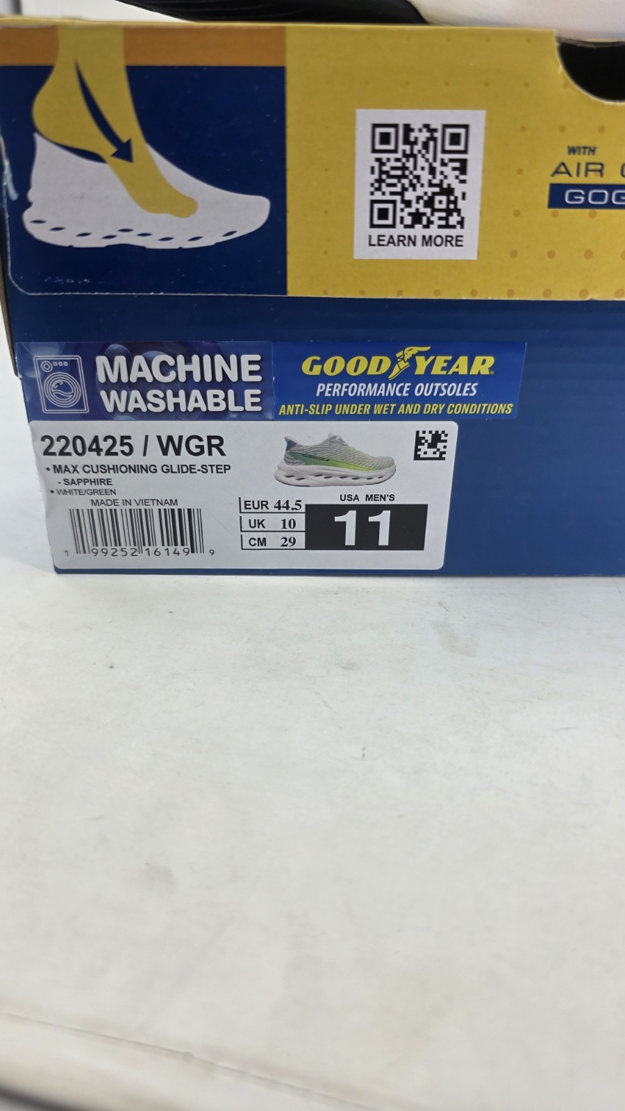 Sketcher Max Sapphire White/Green – Men’s Slip-Ins Size 11