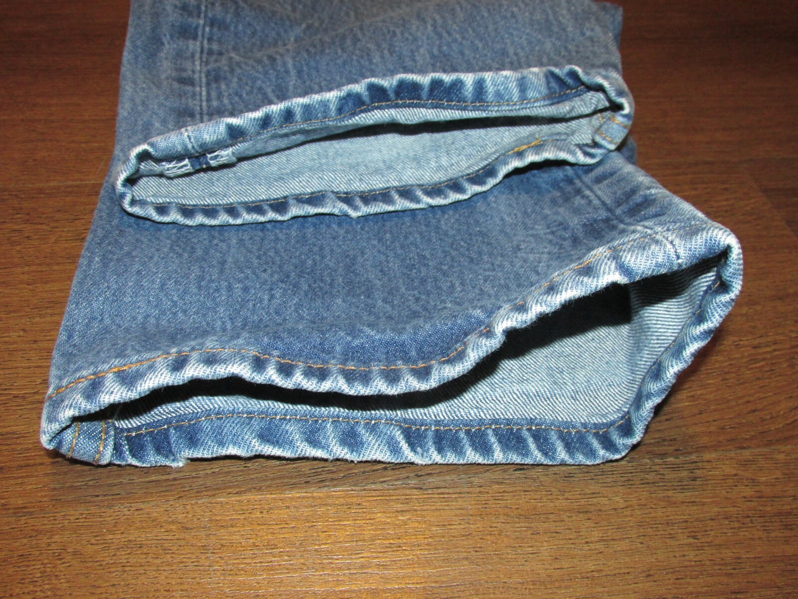 Levis 501 Button Fly Perfect Faded Denim Jeans Pant Men’s 38 x 33 (TD5-18)