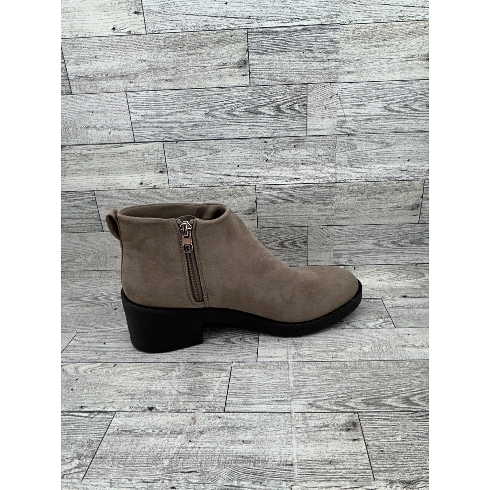 Bzees Olivia Taupe Fabric Suede Ankle Boots Washable Block Heel Women Size 7W