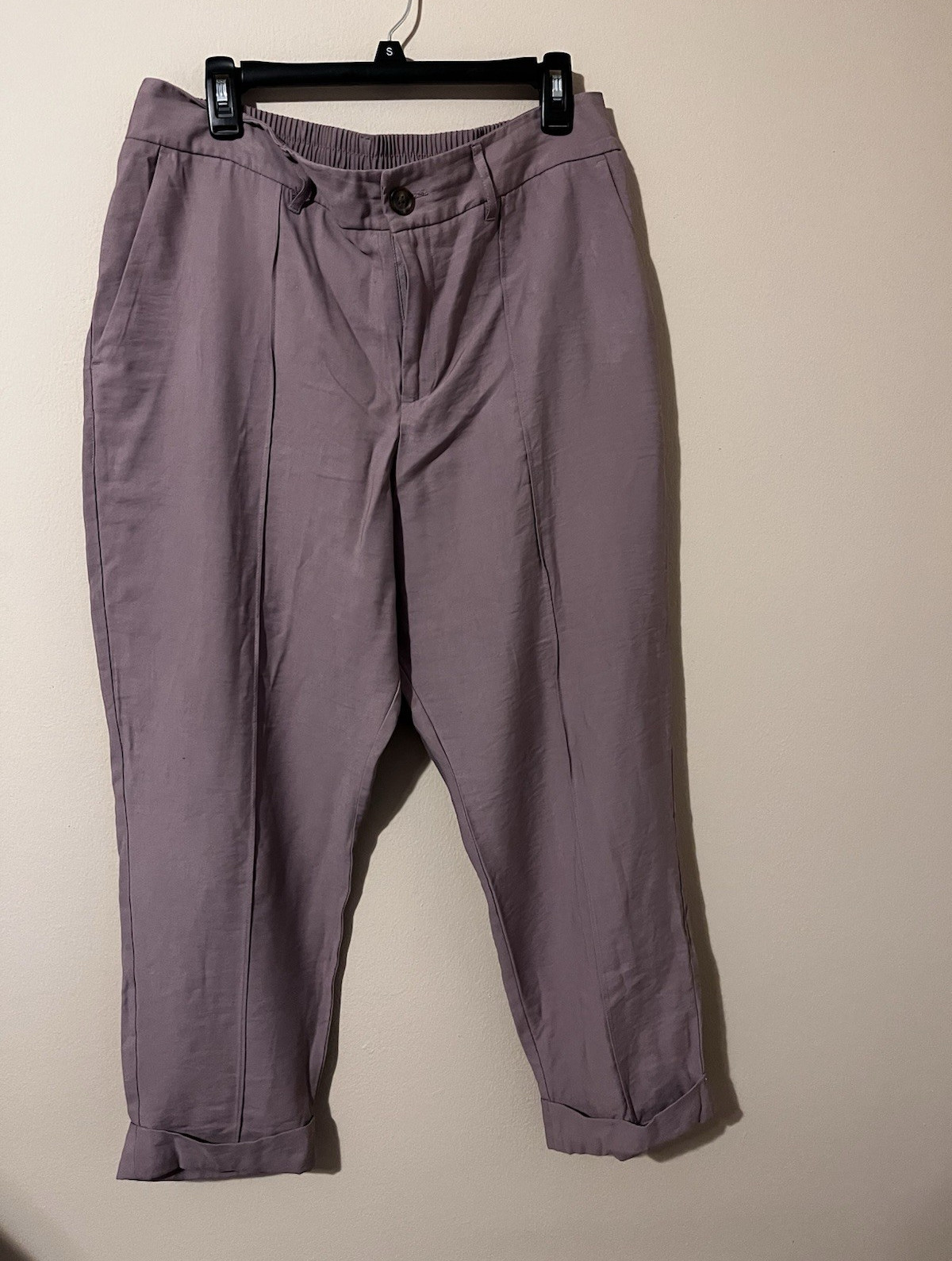 A New Day Women’s Purple Cropped Pants Solid Flat Front Button Pockets Cuffed
