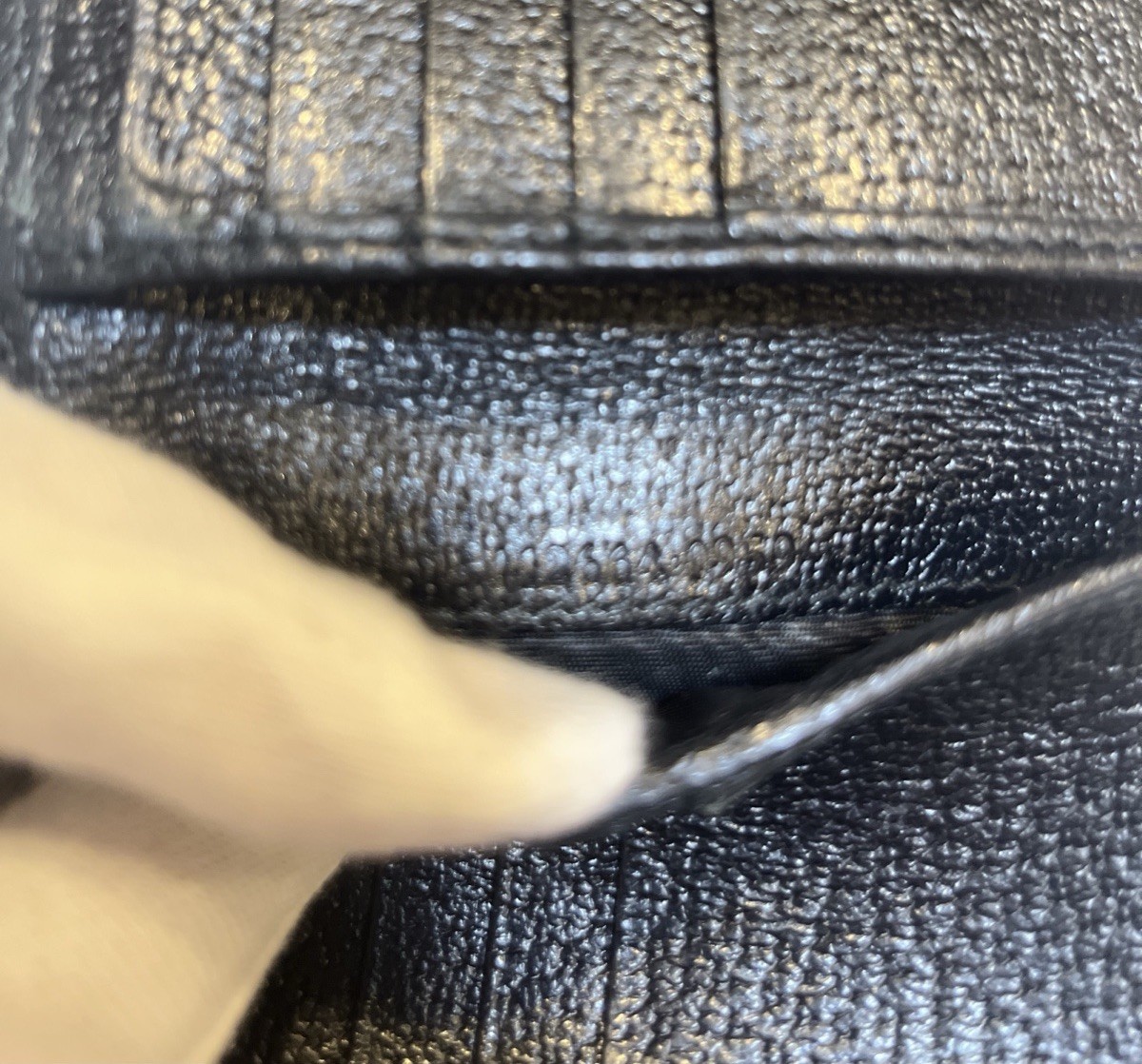 Gucci GG Canvas bifold wallet black
