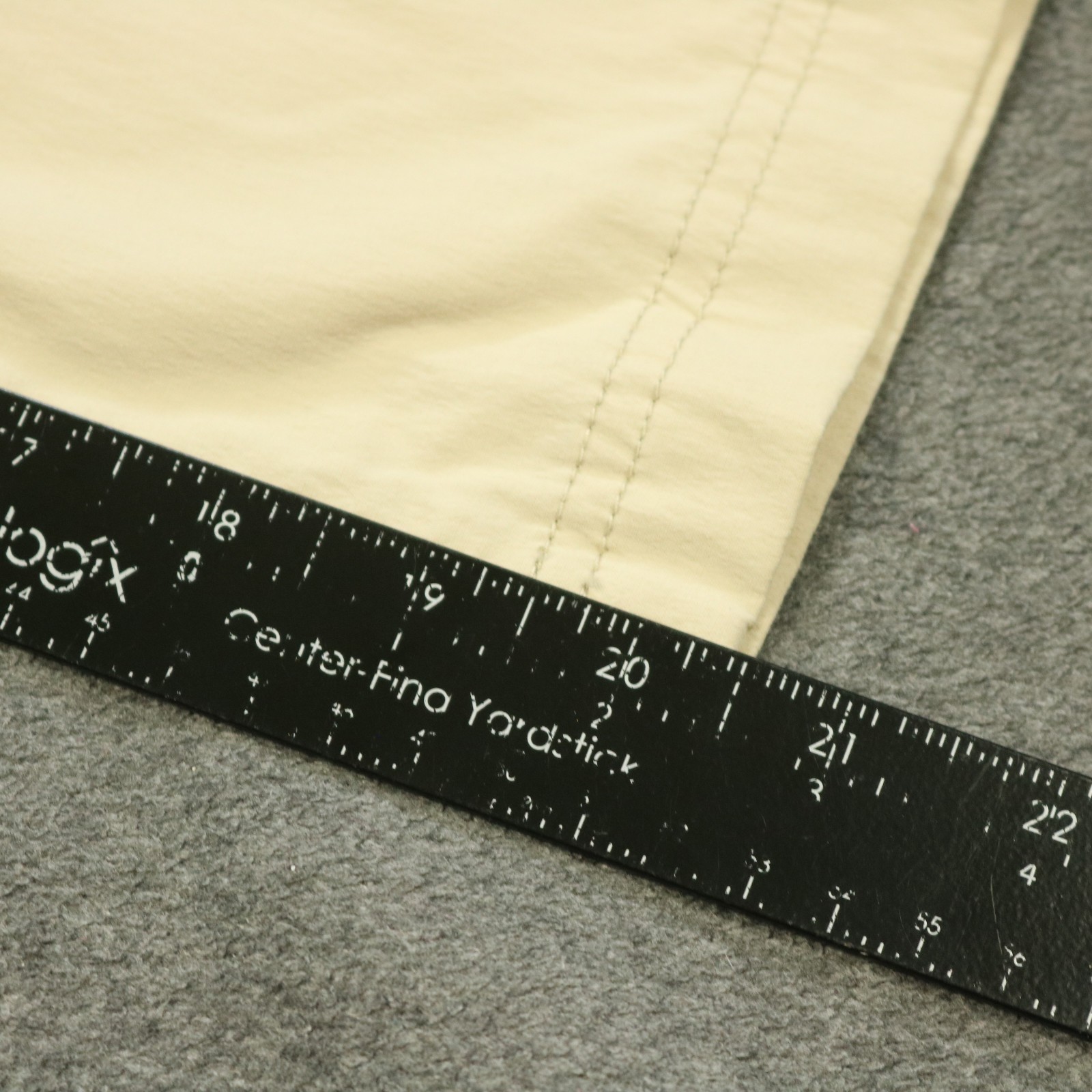 Eddie Bauer Travex Performance Short Low Rise Below-Knee Stretch Beige 2 30×20.5