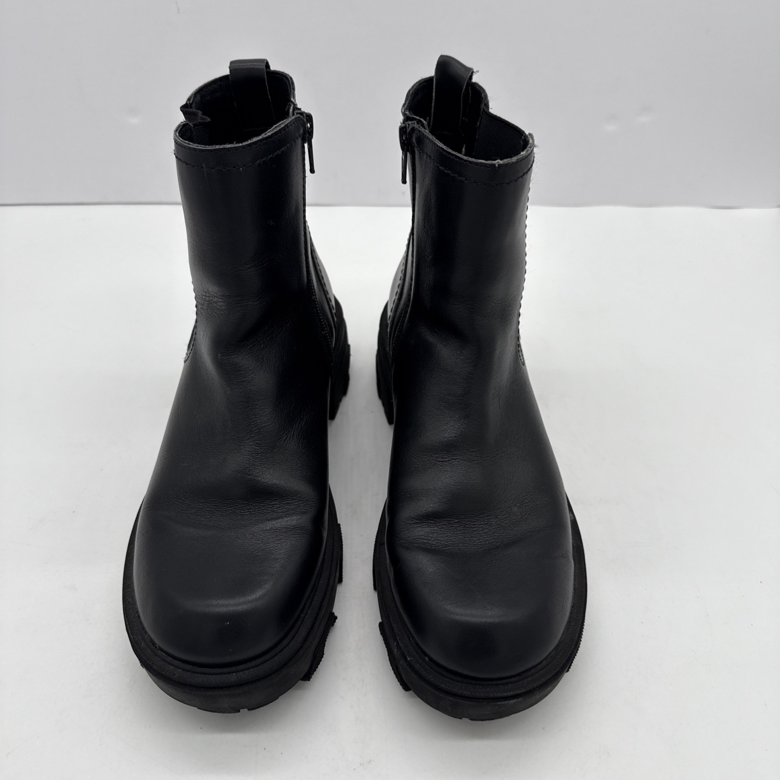 House of Harlow 1960 Righteous Combat Boots Black Leather Lug Sole Women’s Sz 9