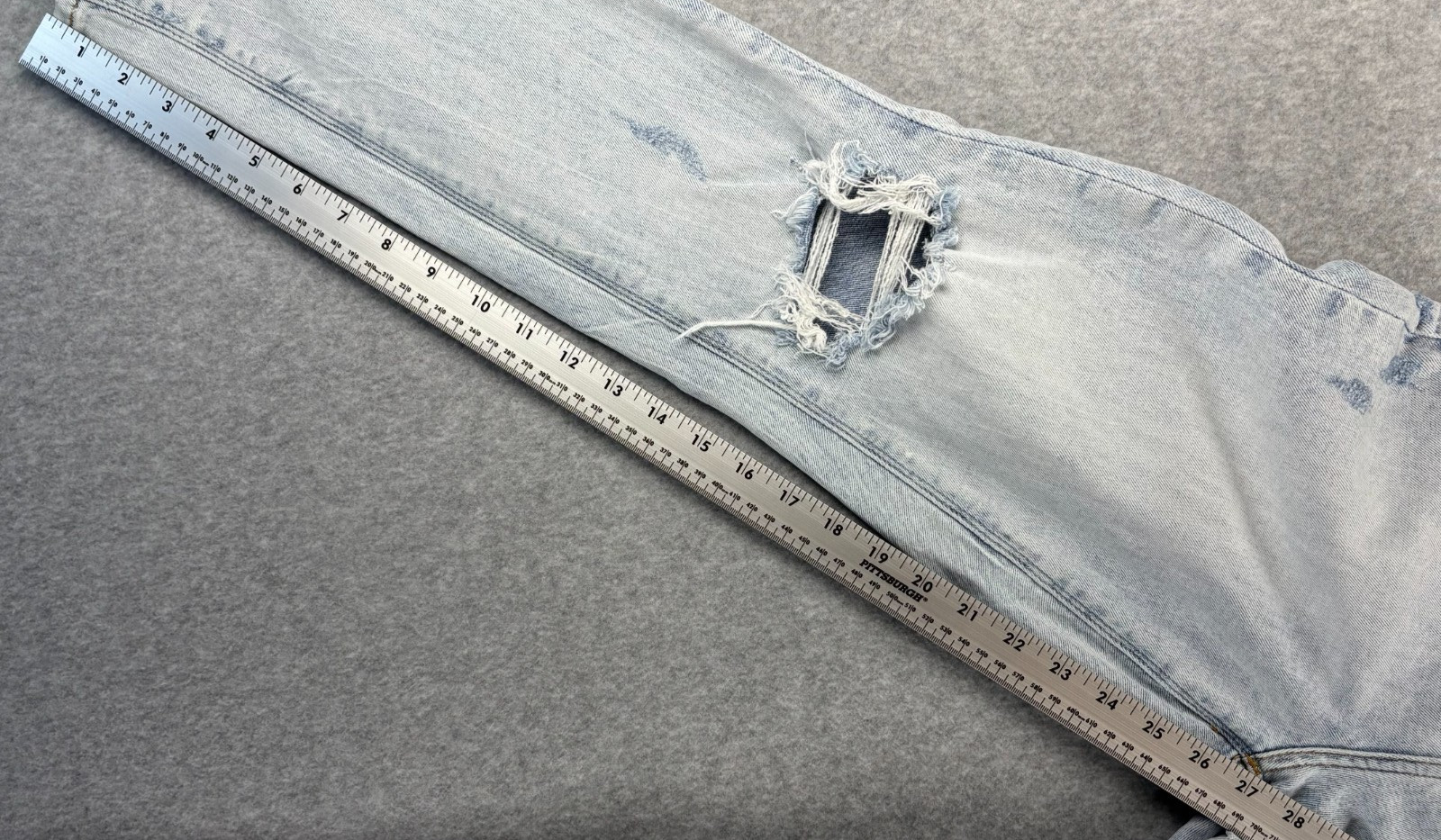 Dear John Olivia High Rise Jeans Size 30 Light Wash Distressed Stretch Grunge