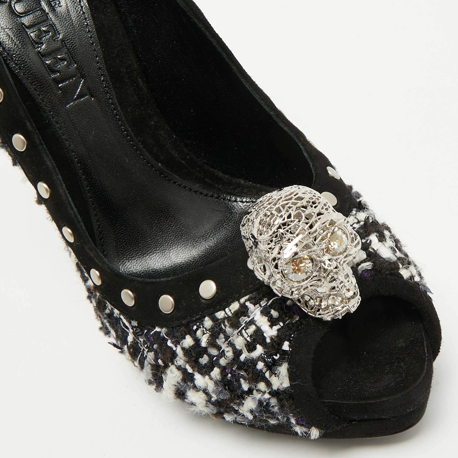 Alexander McQueen Skull Size 38 Black Suede and Tweed Peep Toe Pumps