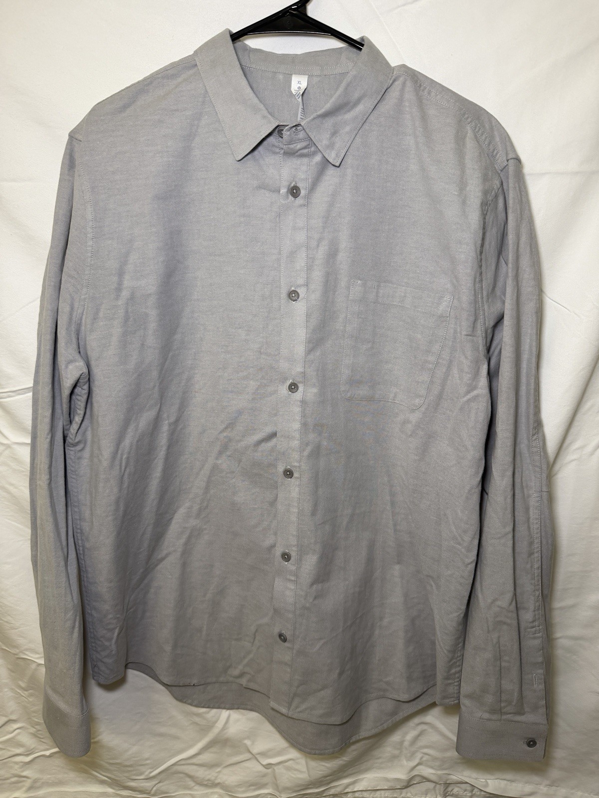 Lululemon Qwick Oxford Gray Casual Long Sleeve Button Up Shirt Mens XL Stretch