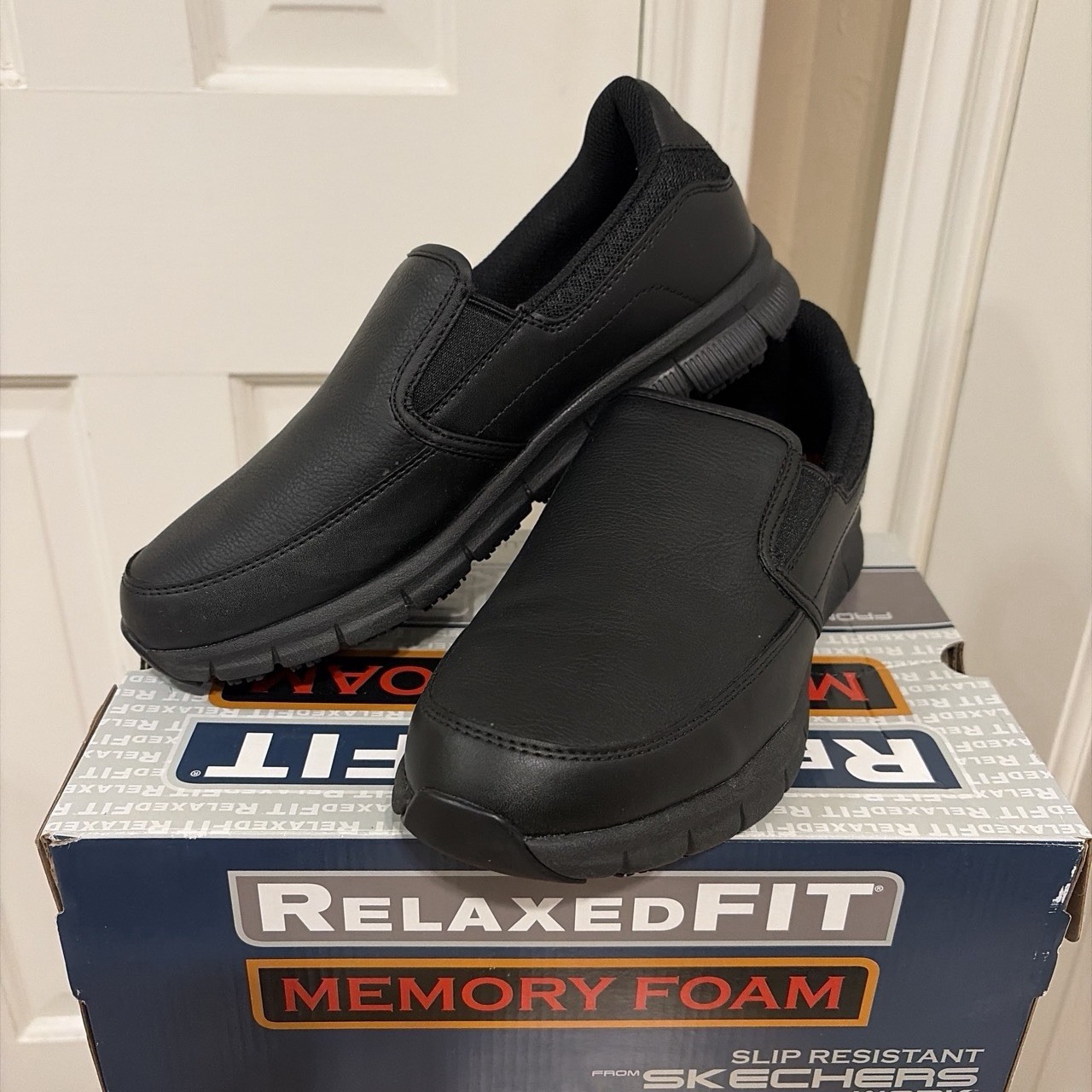 Skechers Men’s Slip-On Shoes, Size 8 Memory Foam, Relaxed Fit