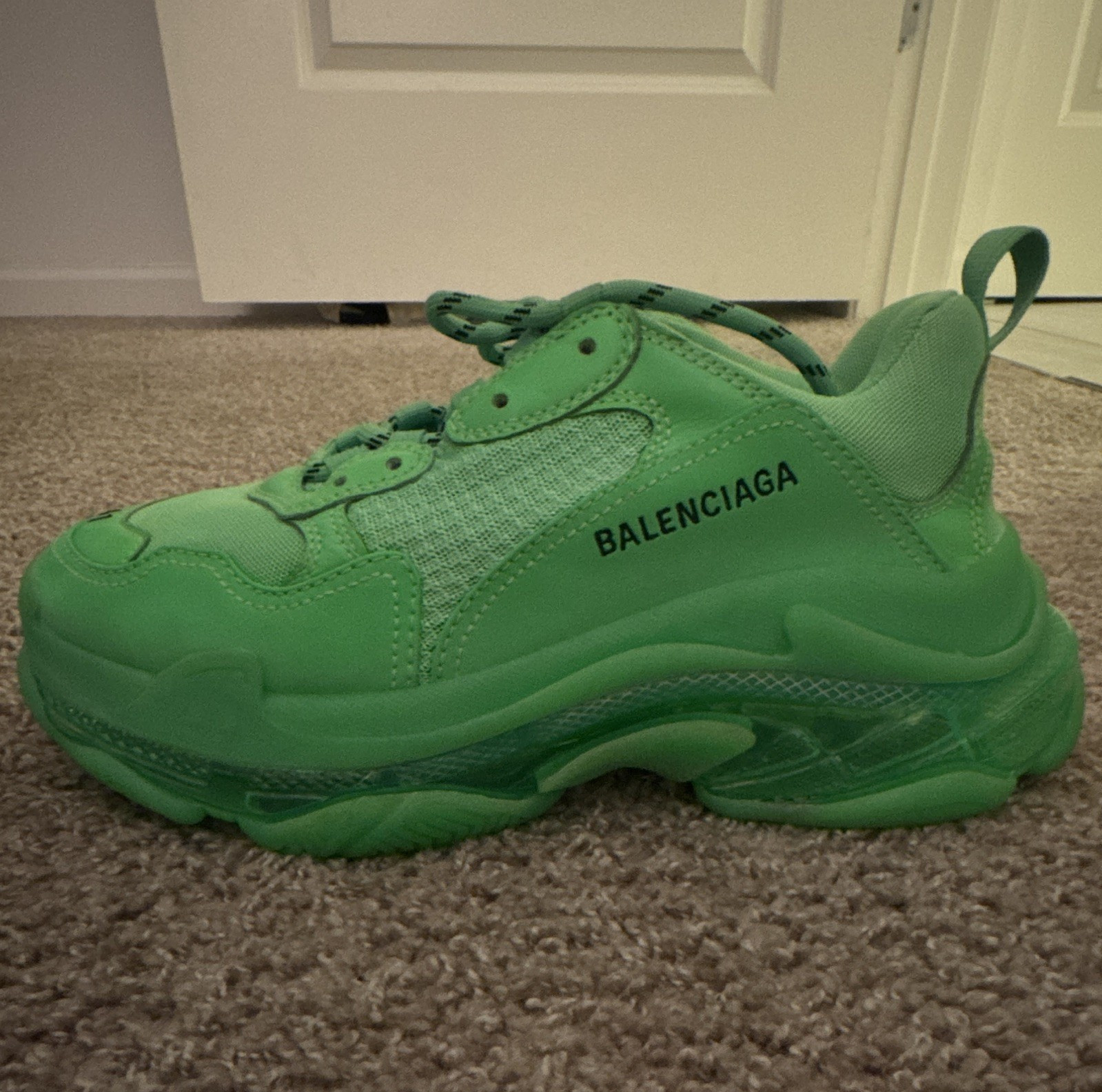 Balenciaga Triple S Men’s Green Solid Low Top Lace-Up Athletic Sneakers