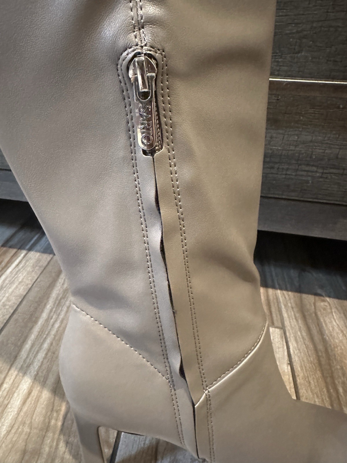 Franco Sarto Women’s Boots Over Knee Boots Size 7 Retail 180.00 Smokey Taupe