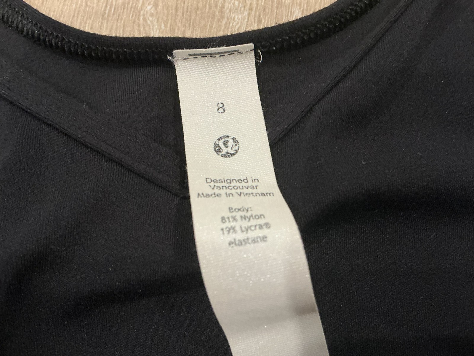LULULEMON Align Long Sleeve Top Tee T-shirt Cropped Black Slim Fit 4 crop top