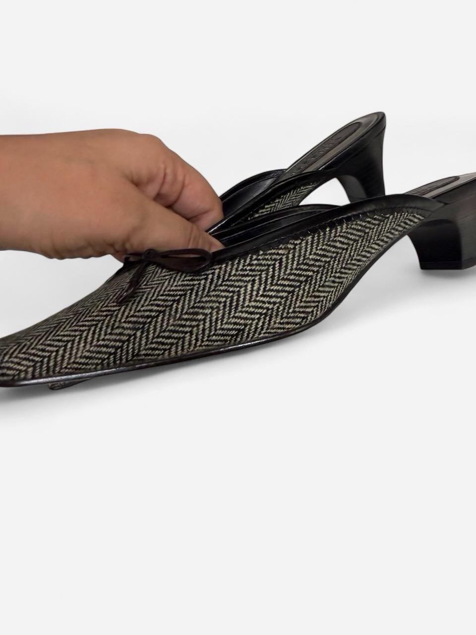 Villager Black/Beige Fabric/Leather Herringbone Square Toe Slip On Mule Bow