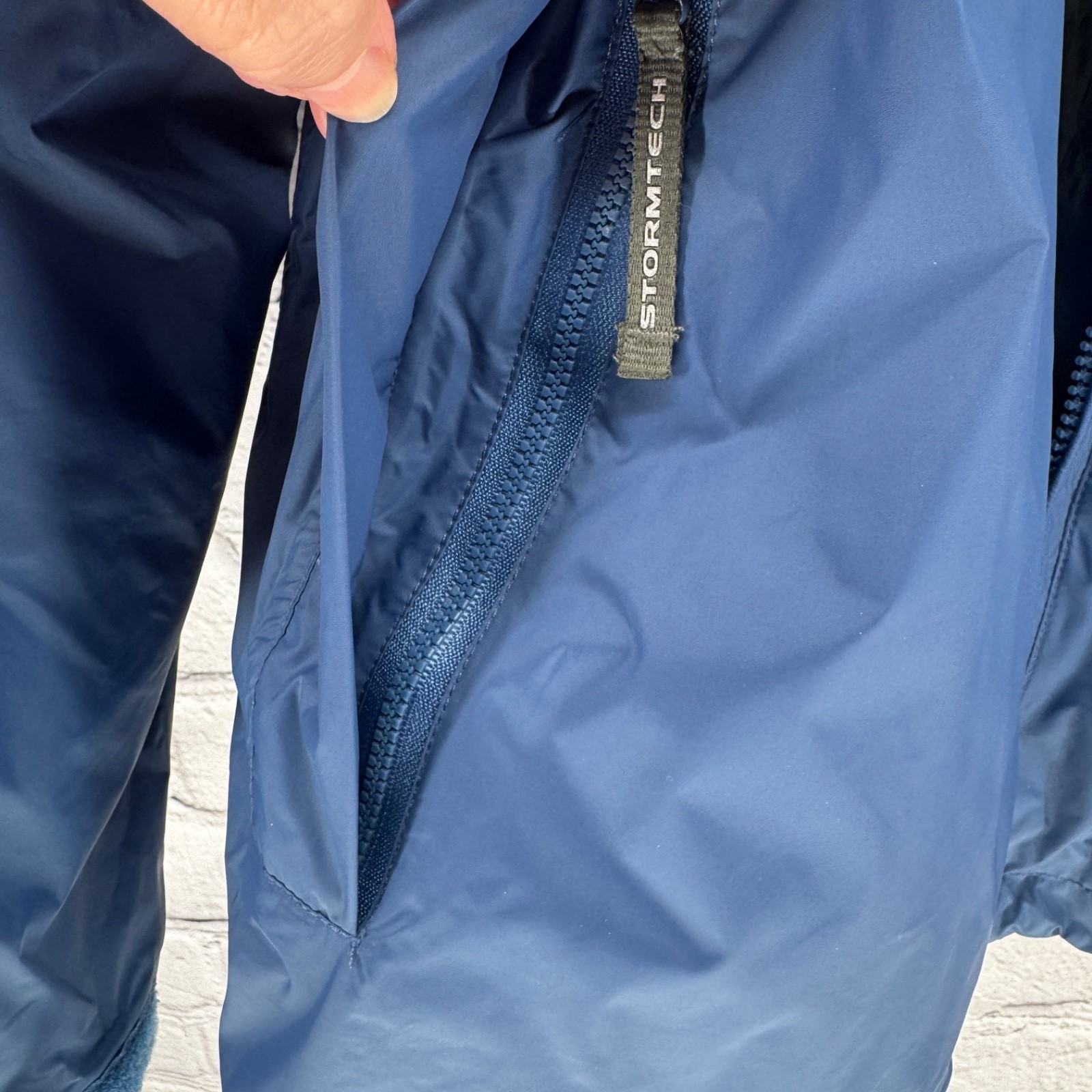 Stormtech Jacket Men’s L Blue Removable Sleeves Waterproof Breathable Full Zip