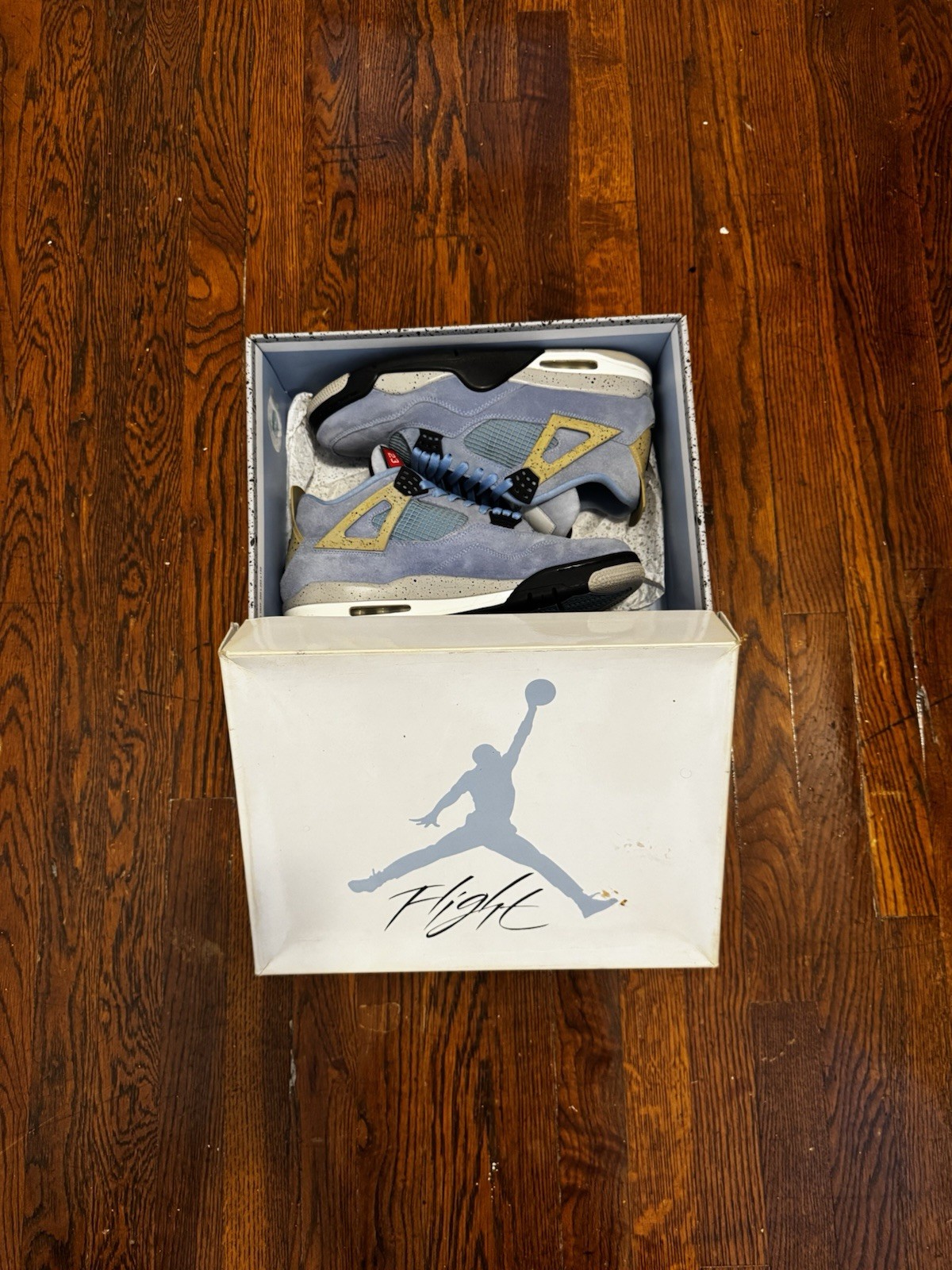 Air Jordan 4 Retro UNC