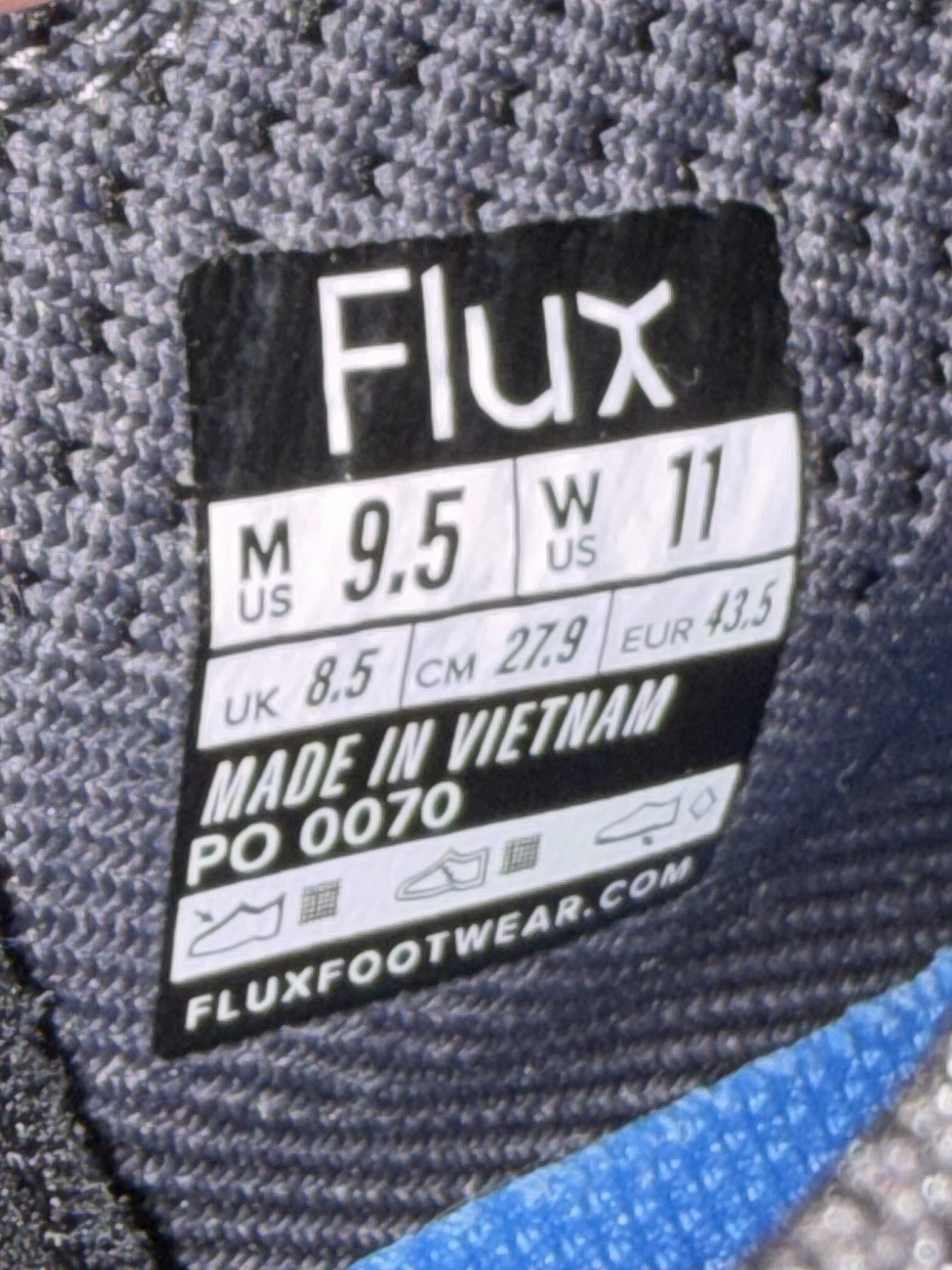 Flux Adapt Waterproof Runner Sneakers Mens 9.5 Women’s 11 Athletic Knit Shoes