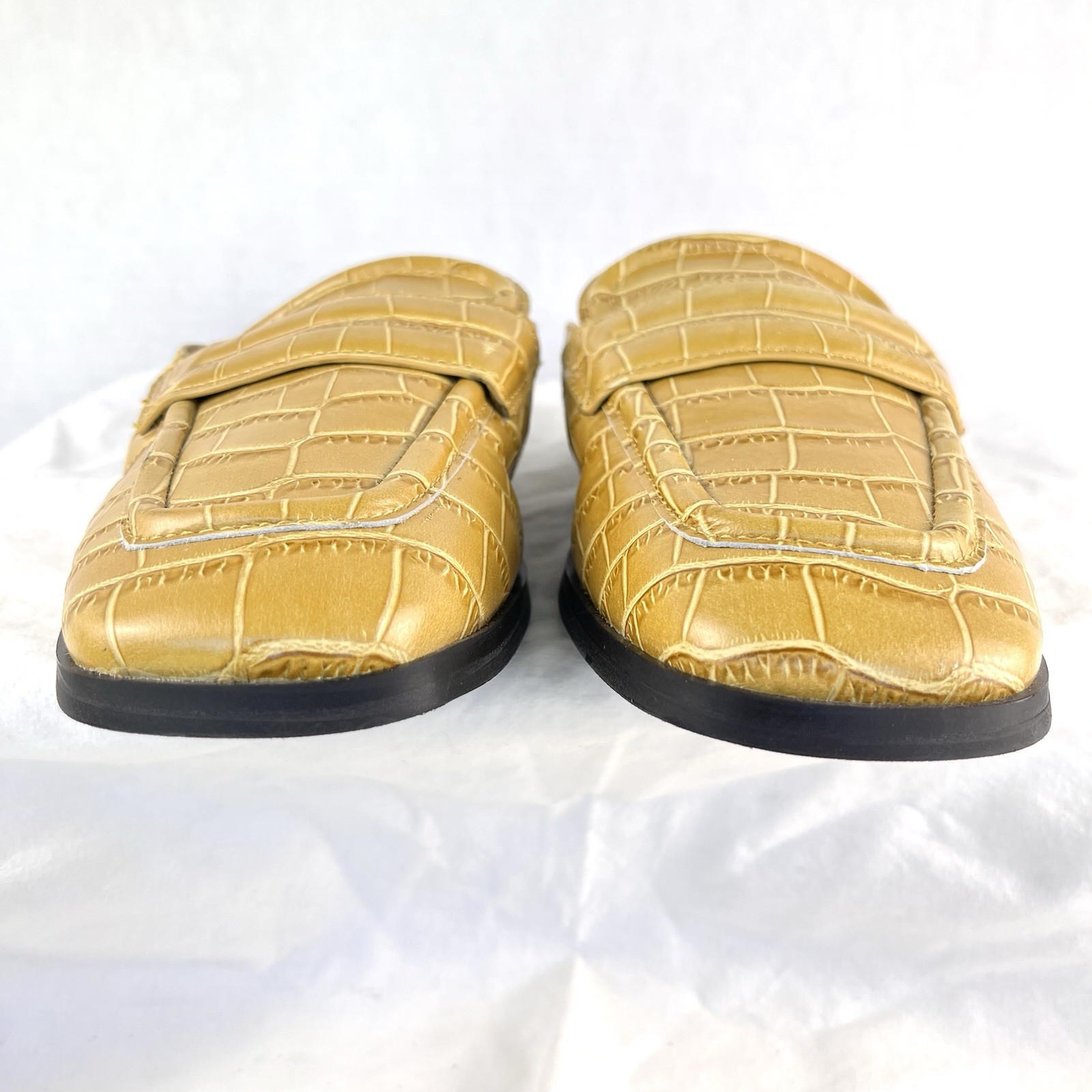 NEW Marc Fisher LTD Flyta Croc Embossed Woman’s Slip On Mules Leather Size 9M
