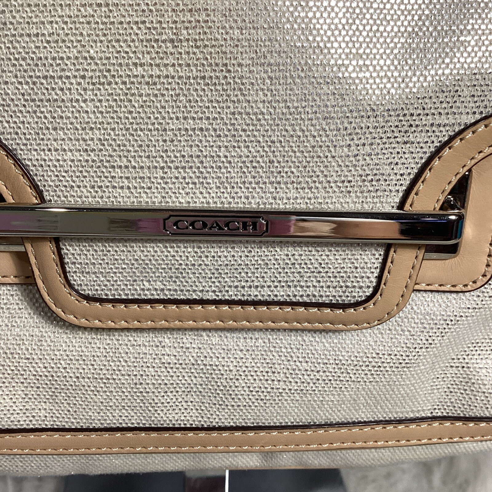 Beautiful Coach F30621 Taylor Foiled Flap Shoulder Bag Super EUC 98